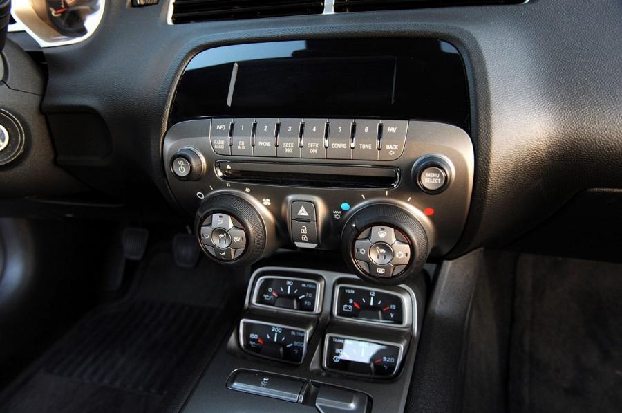  Chevrolet Camaro SS 2010 года  (фото 10 из 59)